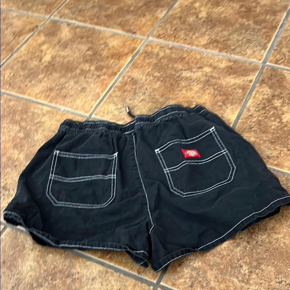 Dickies Black Women's Shorts Size M - Picture 2 of 4